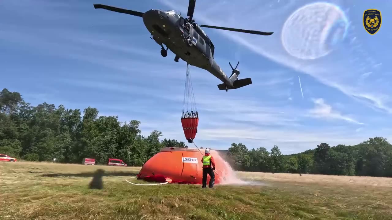 Přehrát sestřih z výcviku (2:25)
